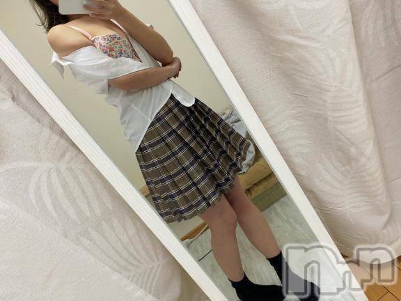 新潟デリヘル新潟デリヘル倶楽部(ニイガタデリヘルクラブ) かえで(18)の12月13日写メブログ「最近好きなもの😶」
