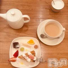 新潟デリヘル新潟デリヘル倶楽部(ニイガタデリヘルクラブ) かえで(18)の12月30日写メブログ「あまいものチャージ！🍓」