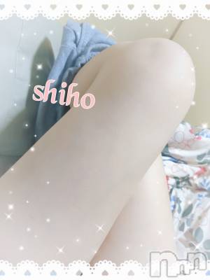 新潟デリヘル A(エース) しほ(得)(25)の10月22日写メブログ「脱ぎかけ」