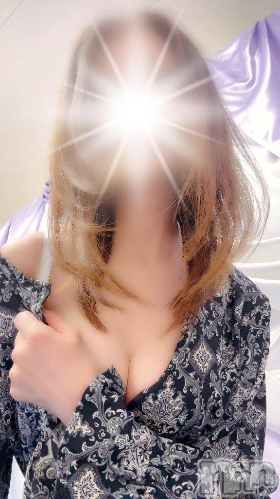 長岡デリヘルBIANCA～主人の知らない私～長岡店(ビアンカナガオカテン)松本　ちこと(38)の2026年7月3日写メブログ「顔に〇〇を貼ってご出勤♡♡」