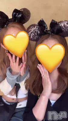 👯‍��️💕