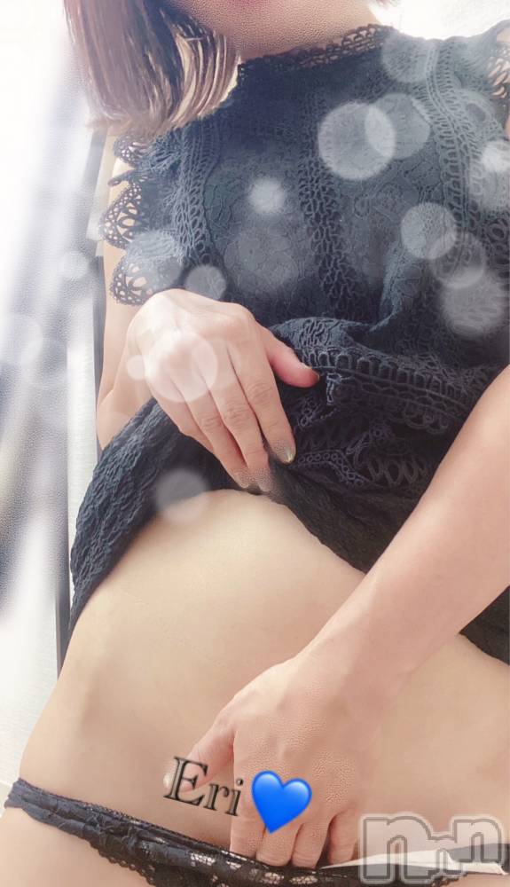 新潟デリヘルENDLESS-安心の地元新潟の素人のみ-(エンドレス) 【新人】エリ★エロ姉系(33)の8月4日写メブログ「脱がせて♡」