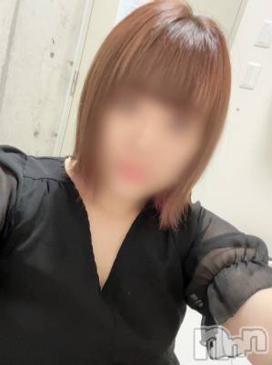 あおい【体験入店】(33) 身長165cm、スリーサイズB93(E).W60.H86。長岡人妻デリヘル 多彩妻(タサイヅマ)在籍。