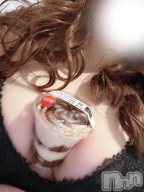 新潟デリヘル奥様特急 新潟店(オクサマトッキュウニイガタテン)ゆりね(31)の2025年12月19日写メブログ「放射冷却えぐいて」