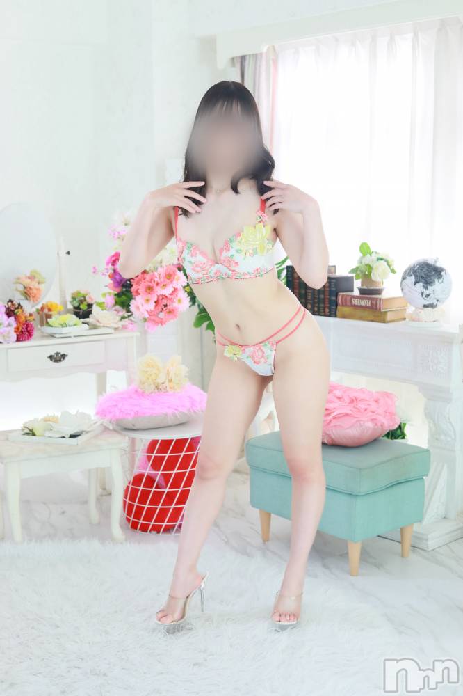 新潟人妻デリヘル新潟人妻デリバリーヘルス 下心 ～したごころ～(シタゴコロ) みゆ奥様(20)の7月28日写メブログ「本日出勤です🐰🫧」