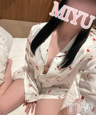 みゆ奥様(20) 身長155cm、スリーサイズB85(D).W57.H81。新潟デリヘル 新潟人妻デリバリーヘルス 下心 ～したごころ～(シタゴコロ)在籍。