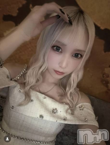 ���ܱ�������Х��顦�����CLUB FOUR LEAF(�ե����꡼��) �� 2025ǯ12��3���̥�֥�����12��3��✨️����9̾�жФǤ�🐰��