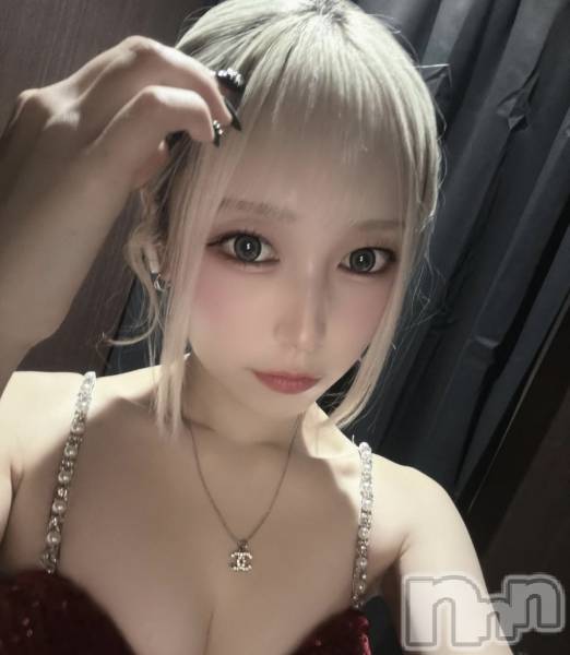 ���ܱ�������Х��顦�����CLUB FOUR LEAF(�ե����꡼��) �� 2025ǯ12��10���̥�֥�����12��10��✨️����8̾�жФǤ�🐰��