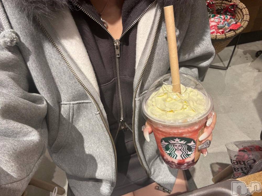新潟手コキ新潟風俗Noel-ノエル-(ノエル) せな(18)の11月25日写メブログ「います‪🐹」