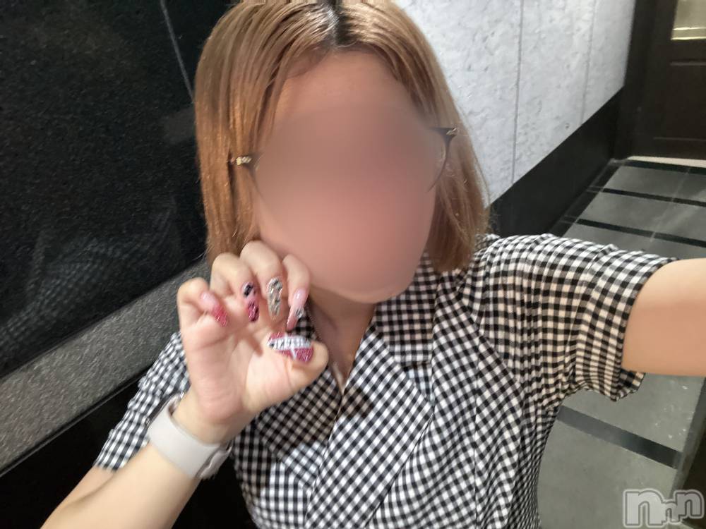 新潟デリヘルジャスミン ちびっこ未経験　いつき(18)の8月6日写メブログ「おはようございます☀️🌱」