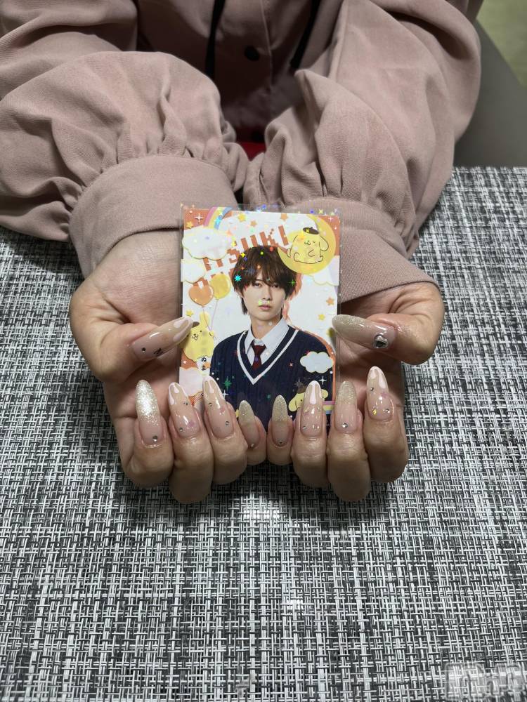 新潟デリヘルジャスミン ちびっこ未経験　いつき(18)の9月6日写メブログ「ネイル💅🏻」