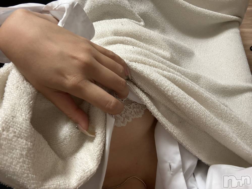 新潟デリヘルジャスミン ちびっこ未経験　いつき(18)の9月8日写メブログ「こんばんは🌙」