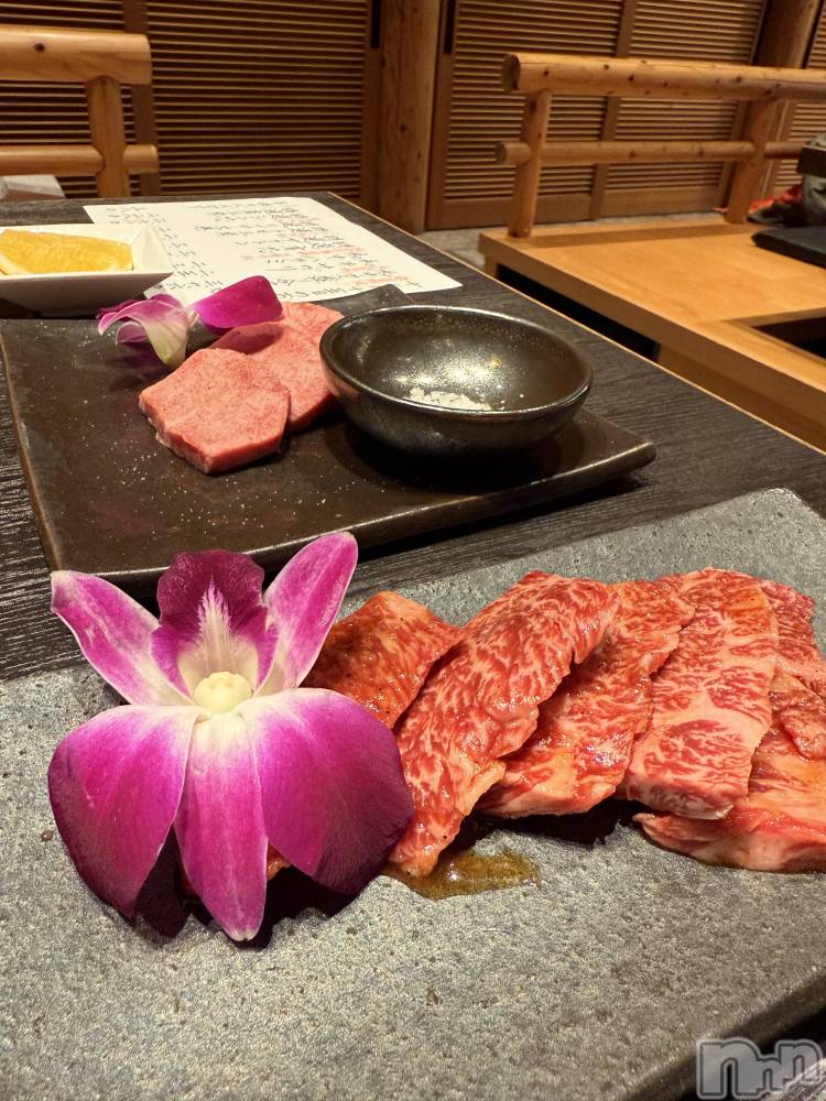 �����������Х��顦�����GRAND ROUGE(�����롼����) �줤�ʤ�12��19���̥�֥����֤�������🌟��