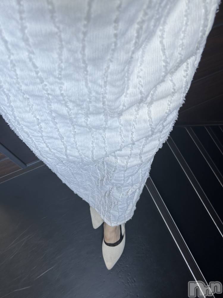新潟人妻デリヘル人妻楼　新潟店(ヒトヅマロウ　ニイガタテン) 小西(40)の10月2日写メブログ「おはようございます」