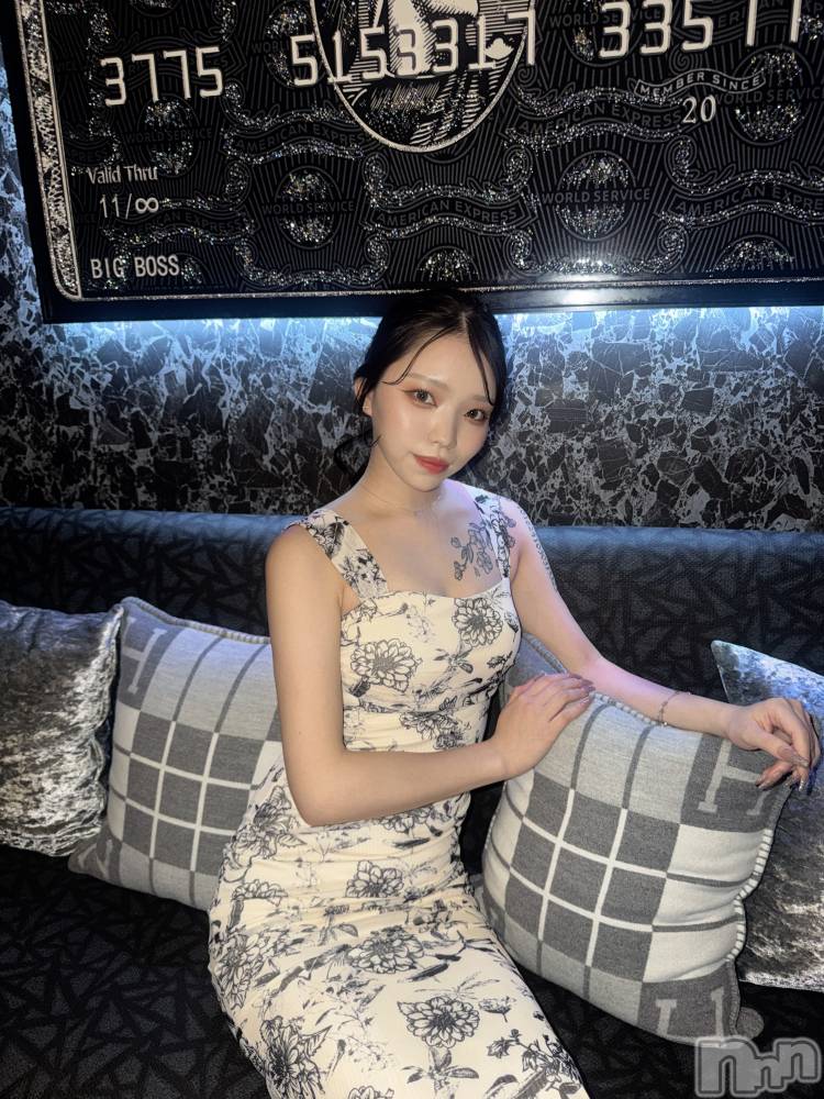 ��Į����Х��顦�����Lounge R Style(�饦�󥸥����륹������) �ʥ���12��18���̥�֥����ֹ��ˤδ֡�