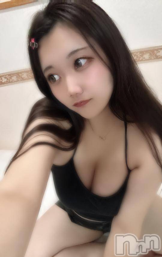 新潟デリヘル奥様特急 新潟店(オクサマトッキュウニイガタテン) れんか(20)の10月13日写メブログ「出勤してます❣️」