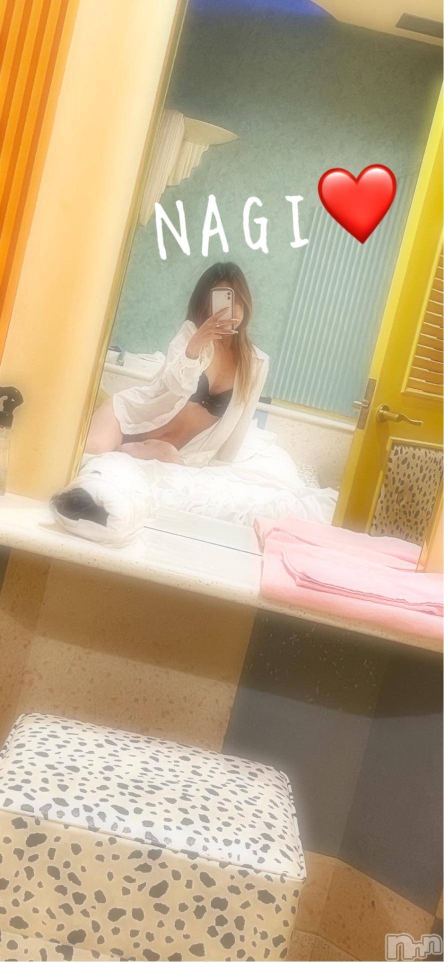 新潟人妻デリヘル熟女の風俗 最終章(ジュクジョノフウゾクサイシュウショウ)なぎ(35)の2024年11月11日写メブログ「ポッキーの日！」