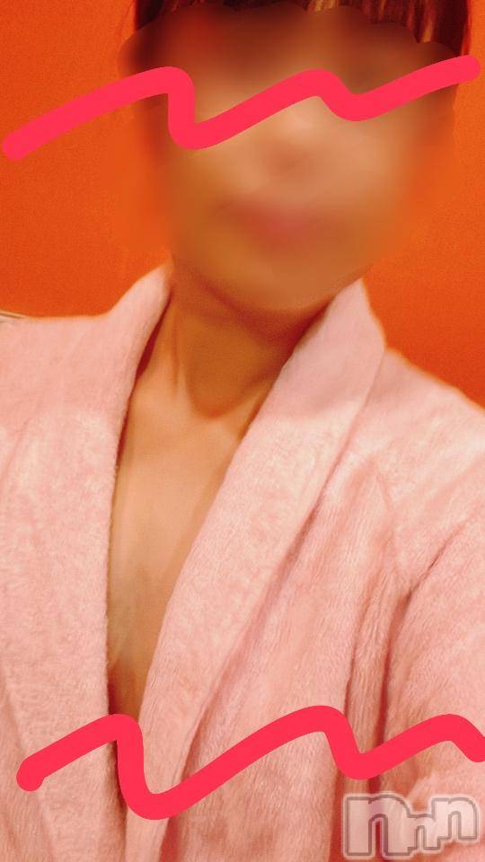 長岡人妻デリヘルBIANCA～主人の知らない私～長岡店(ビアンカナガオカテン) 青柳　れい(36)の10月11日写メブログ「すきな色🩷」