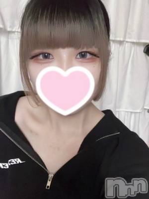 ゆん☆潮吹き絶頂ド変態娘☆(18) 身長162cm、スリーサイズB84(C).W58.H85。上越デリヘル わちゃわちゃ(ワチャワチャ)在籍。