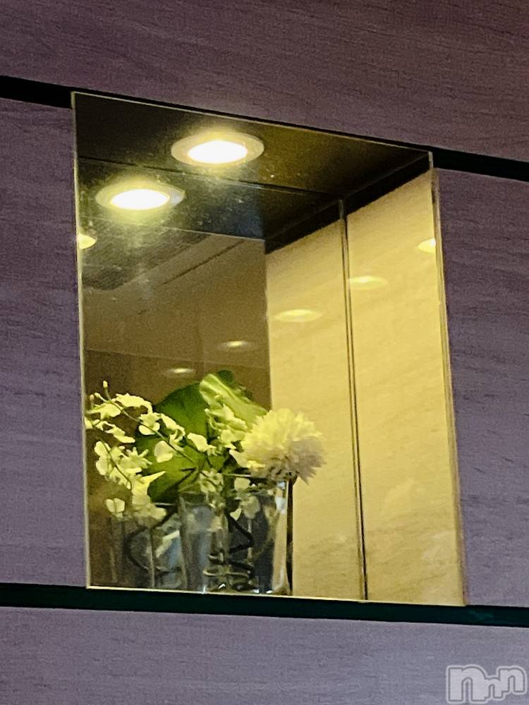 新潟人妻デリヘル新潟人妻デリバリーヘルス 下心 ～したごころ～(シタゴコロ) 渚奥様(35)の10月31日写メブログ「この指100分様」