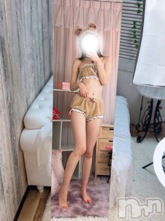 長岡デリヘルROOKIE(ルーキー)まむ(21)の2025年1月24日写メブログ「エッチな筋トレ中」