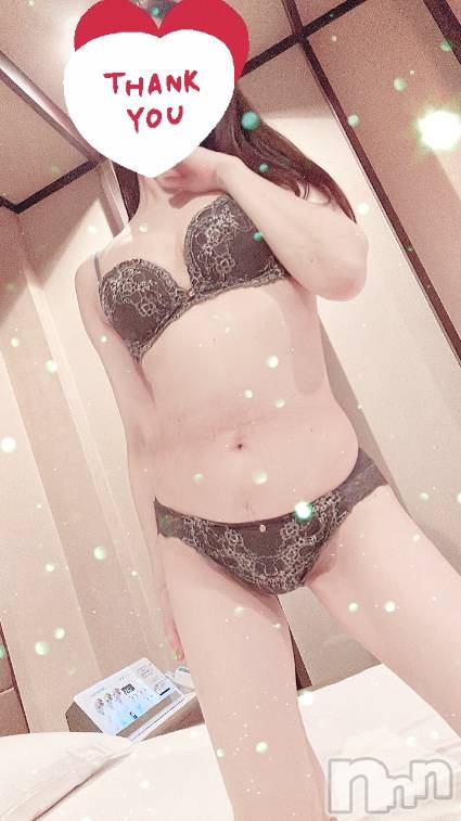 新潟人妻デリヘル人妻楼　新潟店(ヒトヅマロウ　ニイガタテン) 浜辺(38)の10月28日写メブログ「うるうる♡」