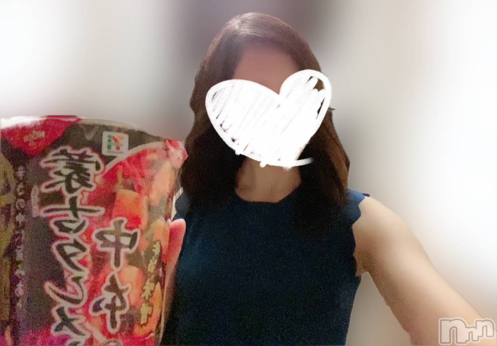 新潟デリヘルOffice Amour(オフィスアムール) 新人あまね/ヘルス課(24)の10月13日写メブログ「実はめっちゃ好きです♪」