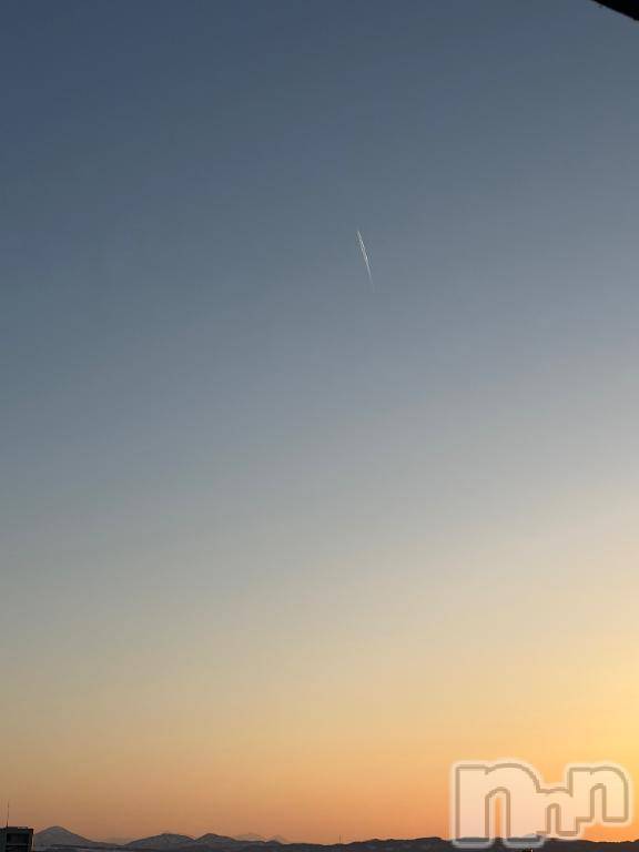 長岡デリヘル奥様特急 長岡店(オクサマトッキュウナガオカテン)るなん(32)の2026年2月22日写メブログ「これなに？」