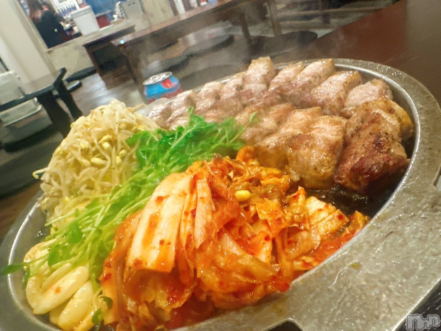 ƲХ顦Lounge Veranda(饦󥸥٥) 2025ǯ34ֽ̥֥жС