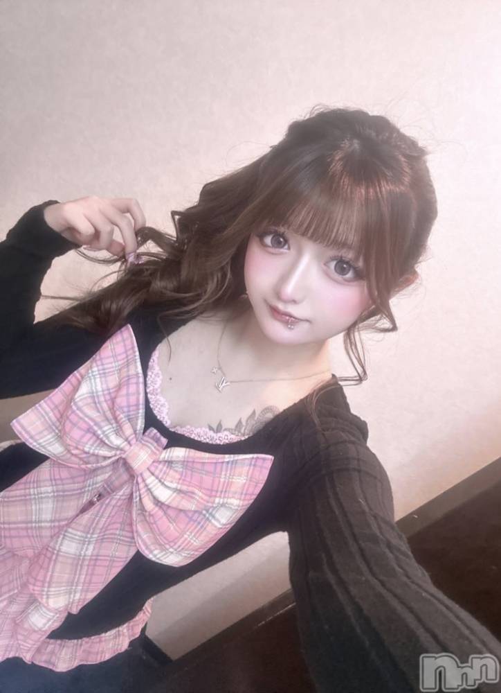 ƲХ顦Lounge Veranda(饦󥸥٥) ޤ215ֽ̥֥жФޤ