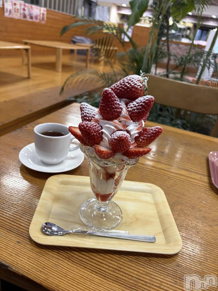 ��Ʋ����Х��顦�����Lounge Veranda(�饦�󥸥٥���) �ޤ��3��6���̥�֥����ֽжФ��ޤ�����💞��