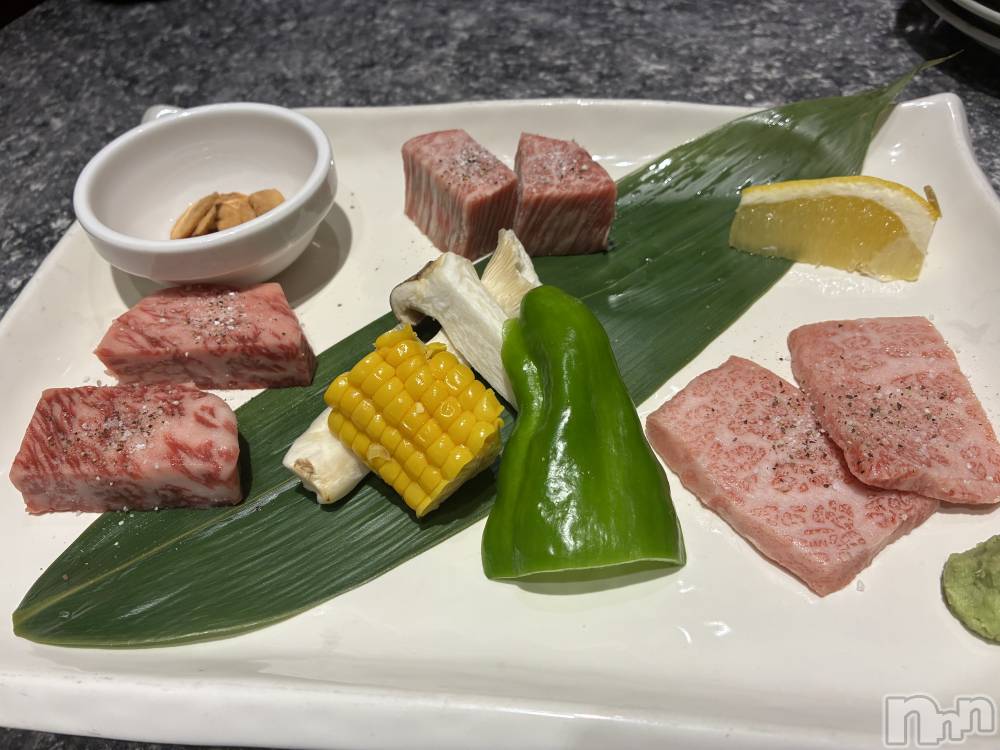 ƲХ顦Lounge Veranda(饦󥸥٥) 51ֽ̥֥жФƤޤ