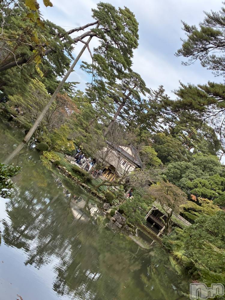 ƲХ顦Lounge Veranda(饦󥸥٥) 117̥֥֤