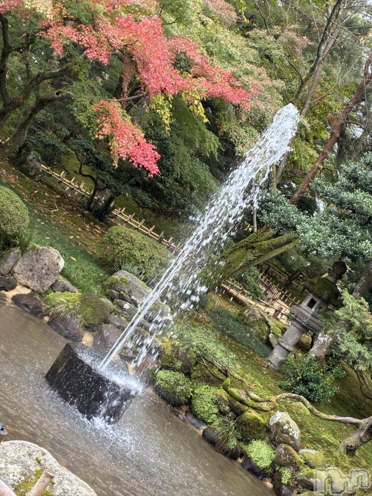 ��Ʋ����Х��顦�����Lounge Veranda(�饦�󥸥٥���) ����4��9���̥�֥����֤����