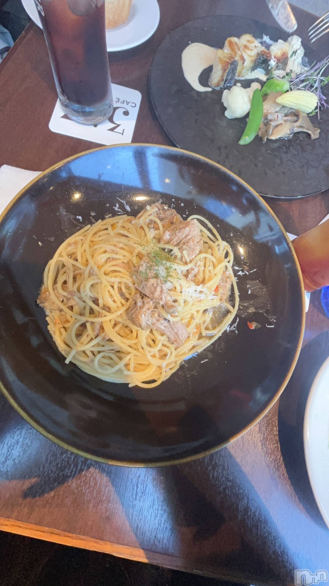 ƲХ顦Lounge Veranda(饦󥸥٥) 2025ǯ33ֽ̥֥жФǤ