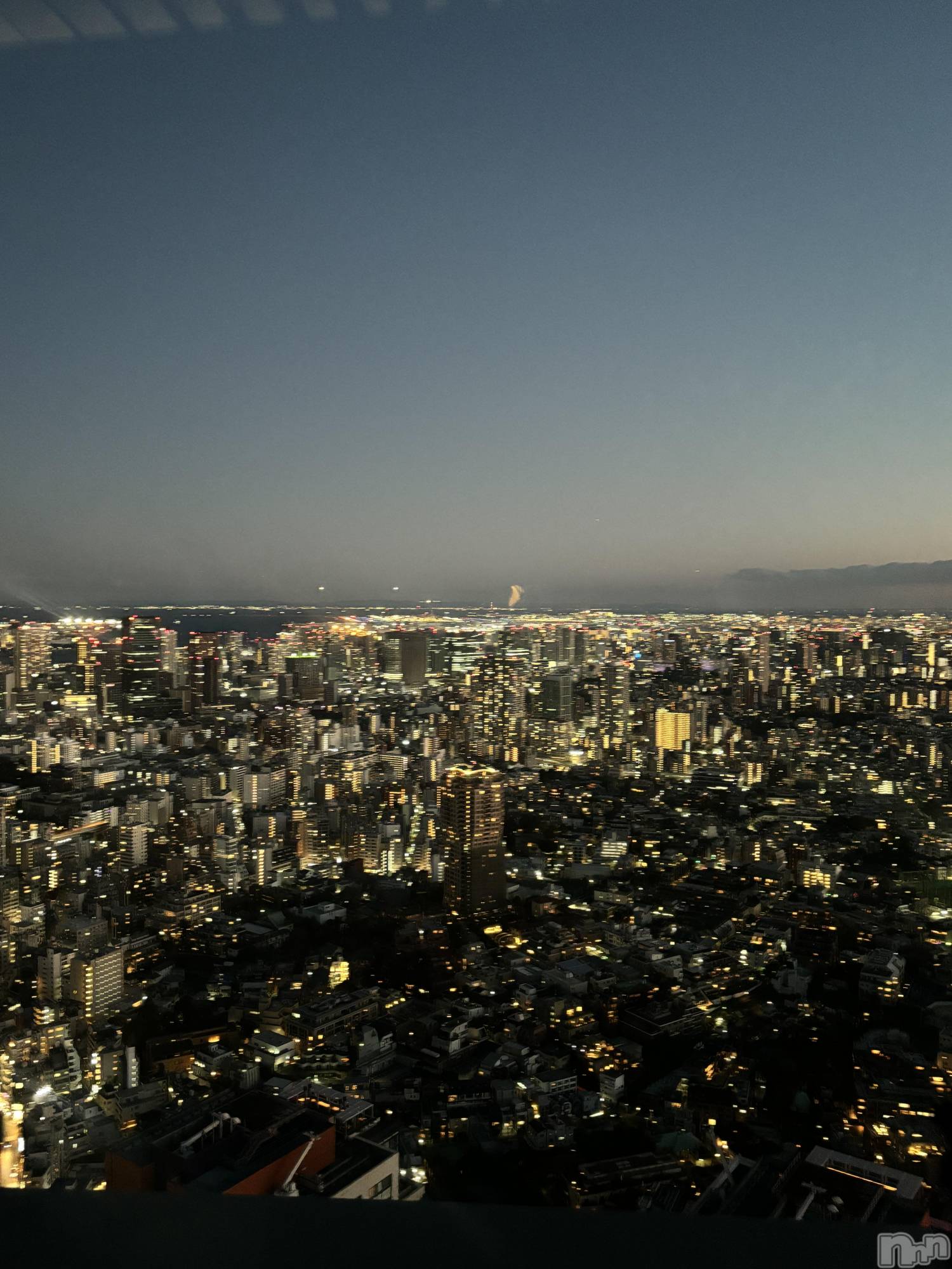 ƲХ顦Lounge Veranda(饦󥸥٥) 2025ǯ123̥֥֤