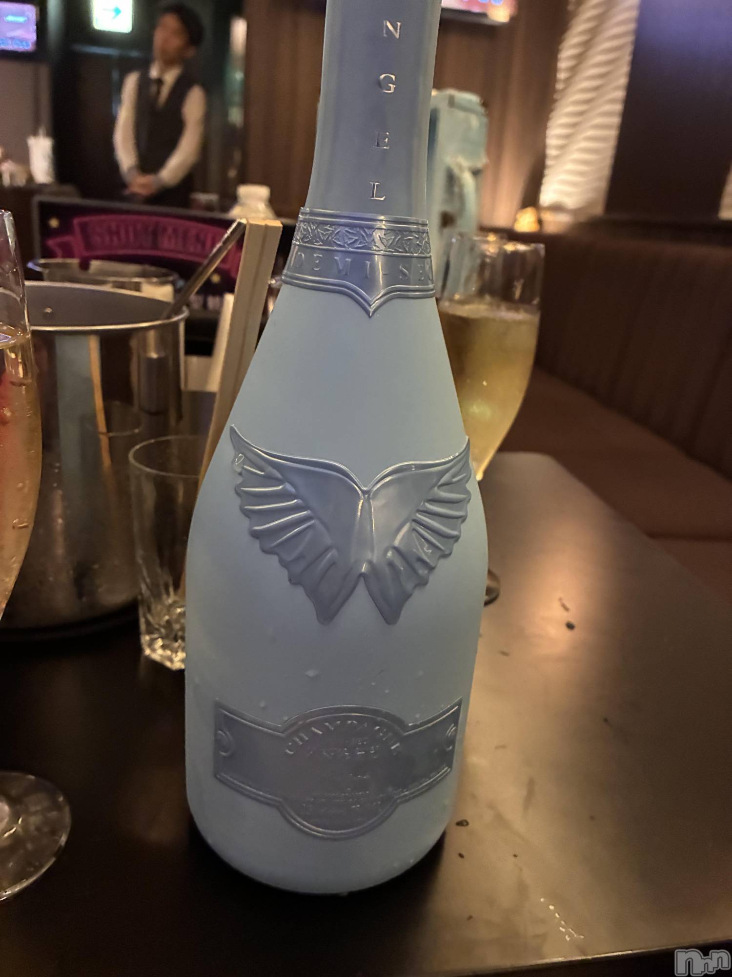 ��Ʋ����Х��顦�����Lounge Veranda(�饦�󥸥٥���) ��2026ǯ7��3���̥�֥����֤����