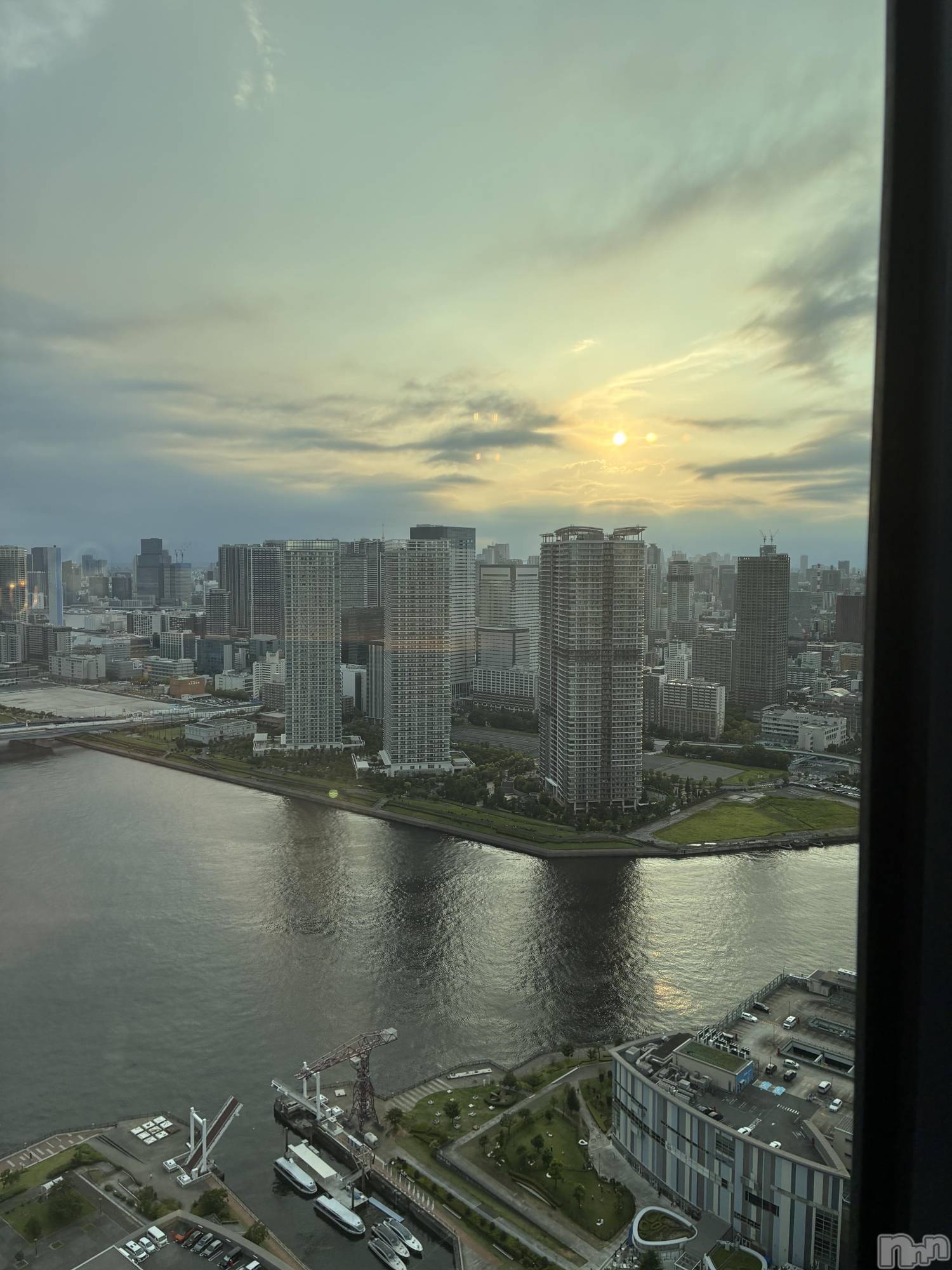 ��Ʋ����Х��顦�����Lounge Veranda(�饦�󥸥٥���) ��2026ǯ8��27���̥�֥����֤����
