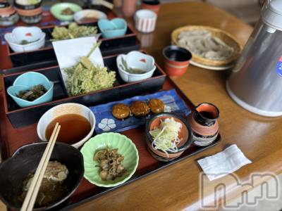 ƲХ顦Lounge Veranda(饦󥸥٥) 913ֽ̥֥жФǡ