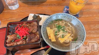 ��Ʋ����Х��顦�����Lounge Veranda(�饦�󥸥٥���) ����8��3���̥�֥����֤����