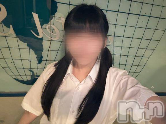 長岡デリヘル純・無垢(ジュンムク) きらら☆プラチナ(19)の10月9日写メブログ「明日も出勤だよ🥰💭」