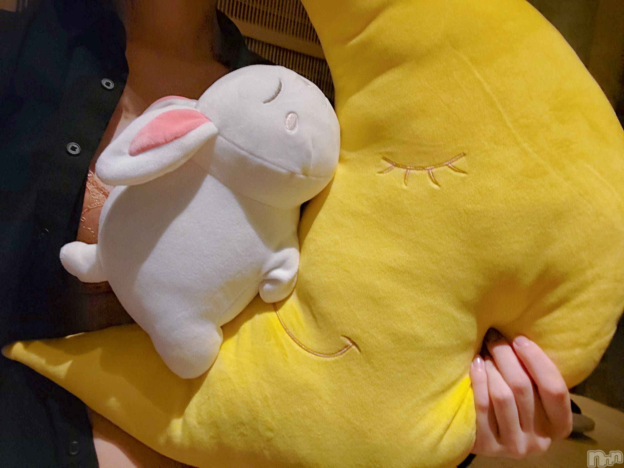 新潟風俗エステRouge(ルージュ)氷上 ゆき(18)の2024年9月1日写メブログ「月とうさぎのおにーさん♥」