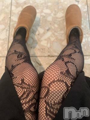 松本発デリヘル 松本人妻隊(マツモトヒトヅマタイ) ゆきね(31)の2月15日写メブログ「🎀手繋ぎデート🎀」