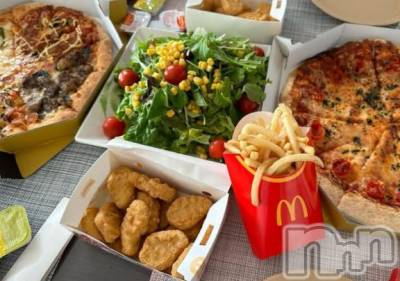 上越デリヘル HONEY(ハニー) みさき(♪)(47)の12月24日写メブログ「𝐻𝑎𝑝𝑝𝑦𝑀𝑒𝑟𝑟𝑦𝑋𝑚𝑎𝑠🎄」