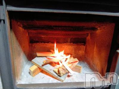 上越デリヘル HONEY(ハニー) みさき(♪)(47)の1月3日写メブログ「薪ストーブ」