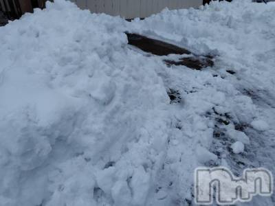 上越デリヘル HONEY(ハニー) みさき(♪)(47)の1月25日写メブログ「雪掘り」