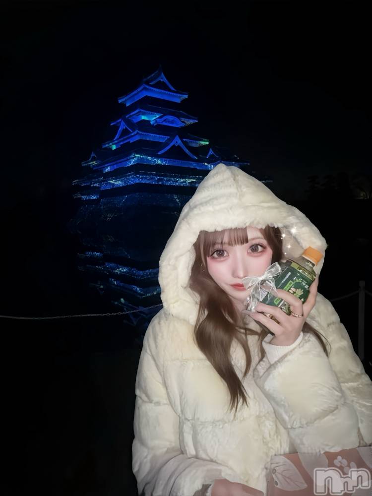 ���ܱ�������Х��顦�����CLUB FOUR LEAF(�ե����꡼��) ������1��11���̥�֥����֤Ҥ㡼��