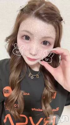 Ǥ👩🏻‍🦲