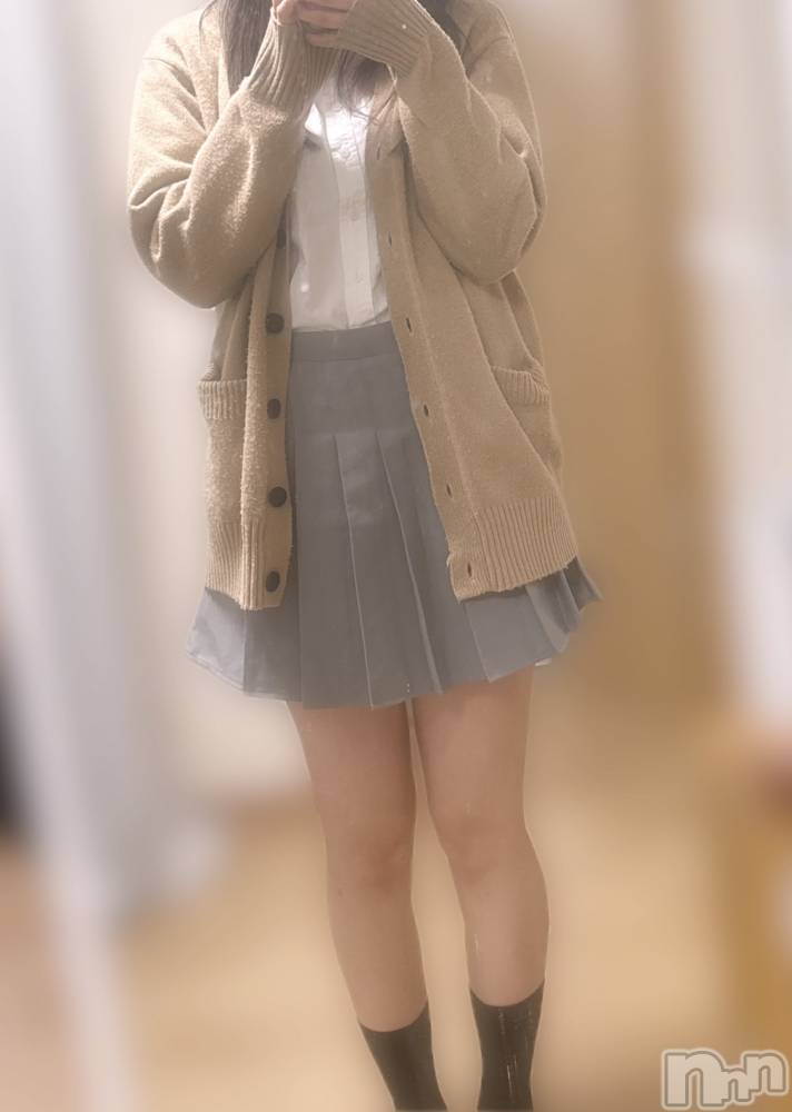 新潟手コキCherish Amulet(チェリッシュ アミュレット) みぃ★(20)の11月13日写メブログ「初体験…(/// ^///)」