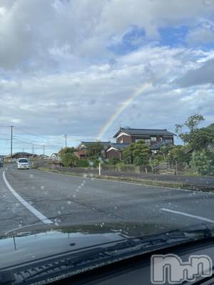 上越デリヘル らぶ妻　～新潟の人妻が集う店～(ラブツマ) 皐月すずは★清楚系(41)の10月29日写メブログ「今日は出勤です🩷」